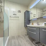 Le Cozy By Winsome Destination Apartmán