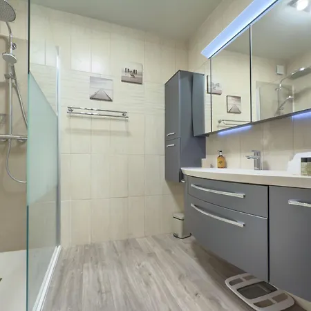 Le Cozy By Winsome Destination Apartament