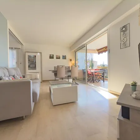 Le Cozy By Winsome Destination *